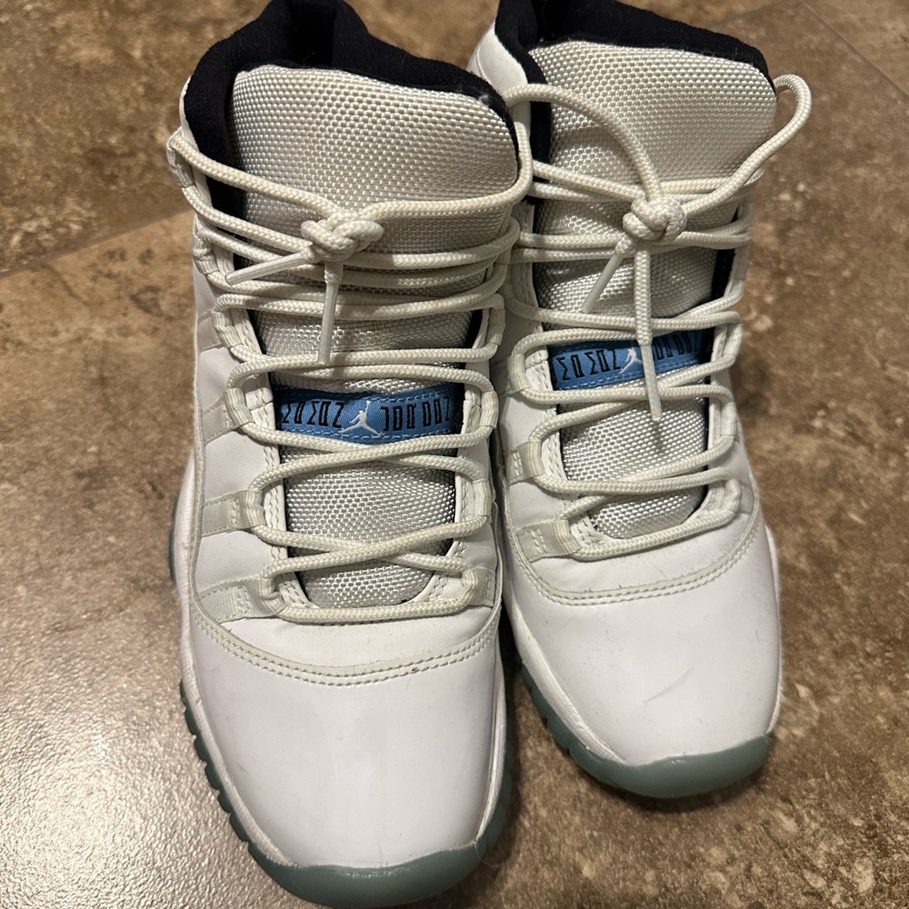 Jordan Legend Blue 11’s